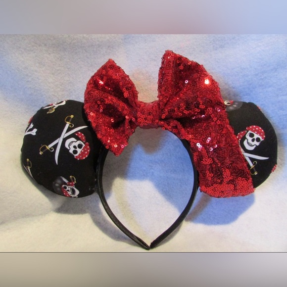 Kids Pirate Themed Disney Minnie Mouse Ears Headband Halloween - Picture 1 of 1